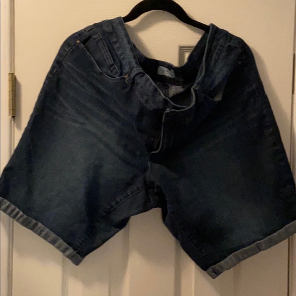 Jessica Simpson Bermuda Shorts